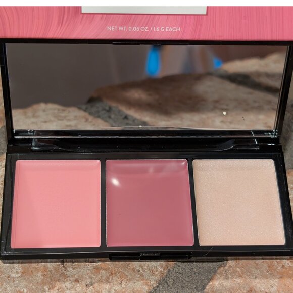 Laura Geller Made to Multitask Eye/Lip/Cheek Palette – You Look Mauvelous (NEW!) - Picture 5 of 5